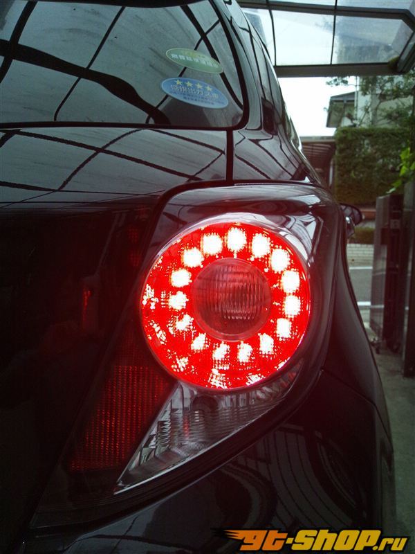 Задняя оптика для Toyota Yaris 12-13 Красный Чёрный Задняя оптика для Toyota Yaris 12-13 Красный Чёрный